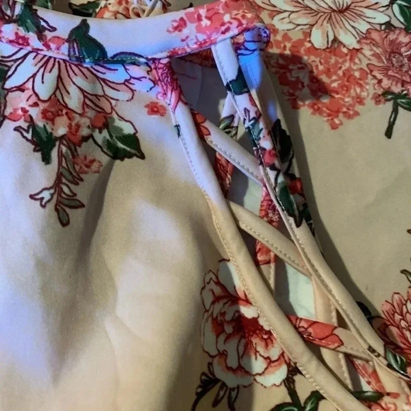 No Boundaries Flower Pattern Ladies Dress Size (7-8) - Picture 7 of 10